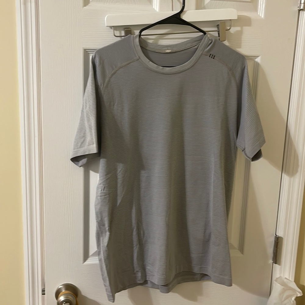 Lululemon Metal Vent Tech SS Shirt